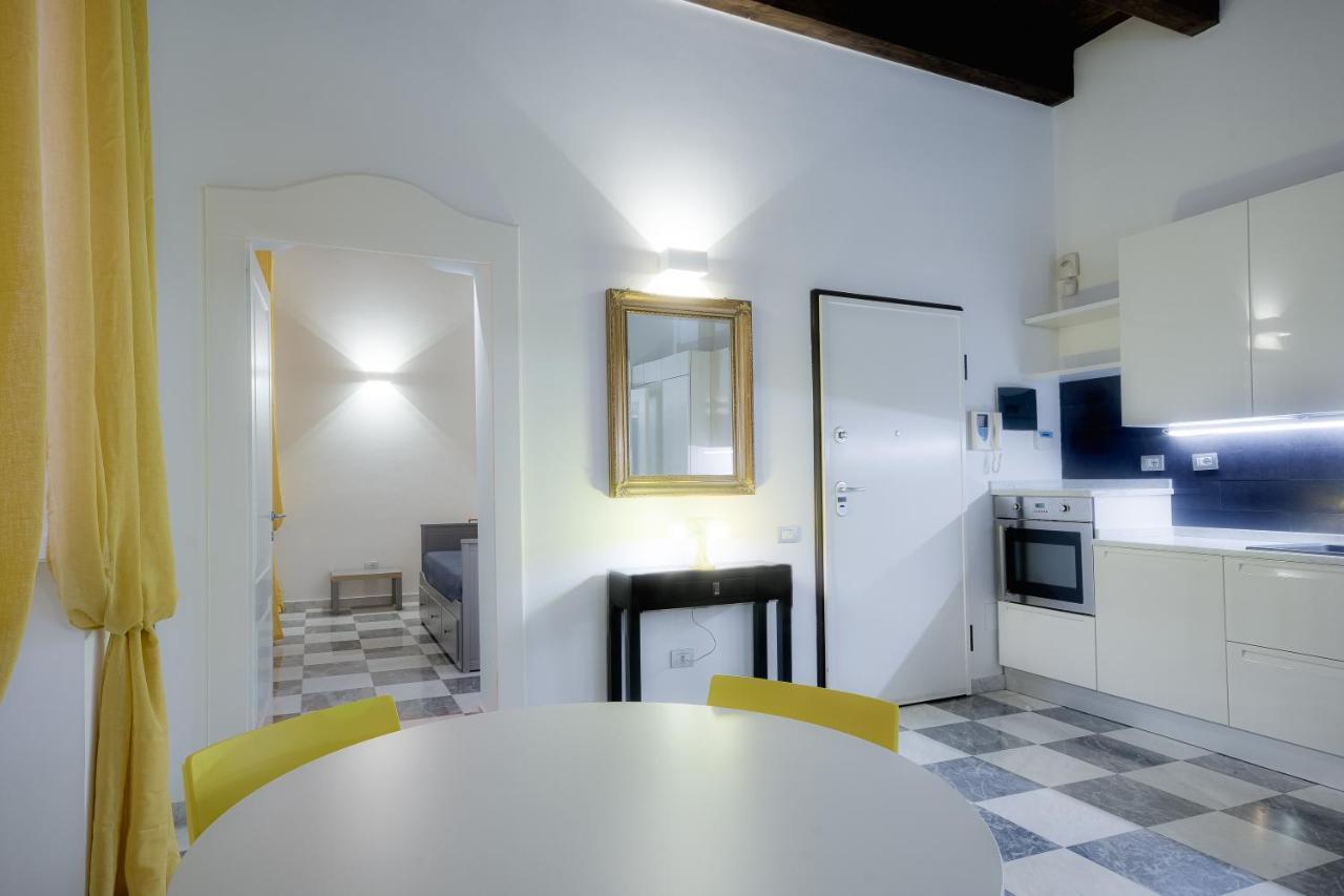 Right House - Characteristic Marina District Apartment Cagliari Ngoại thất bức ảnh